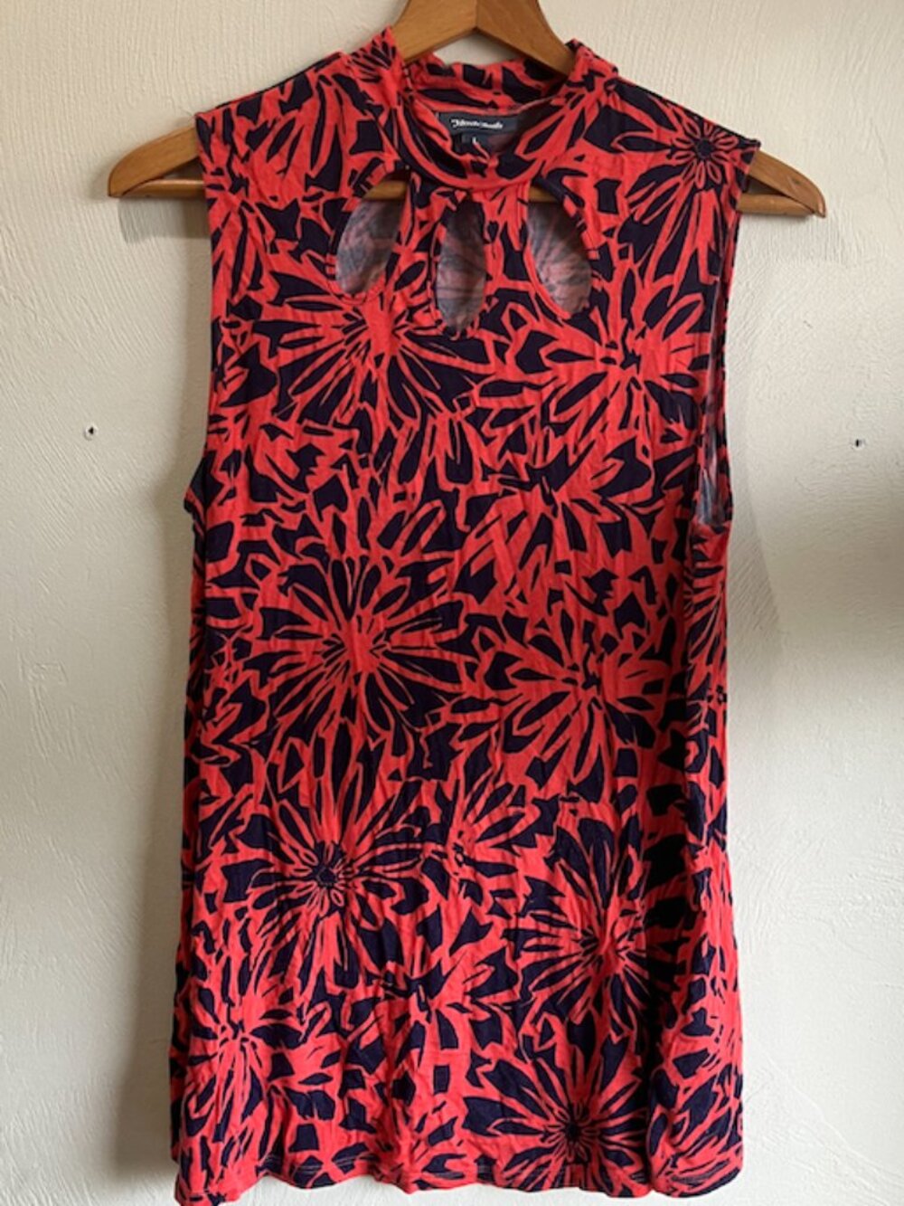 ModCloth Sleeveless Eyelet Top Size Large